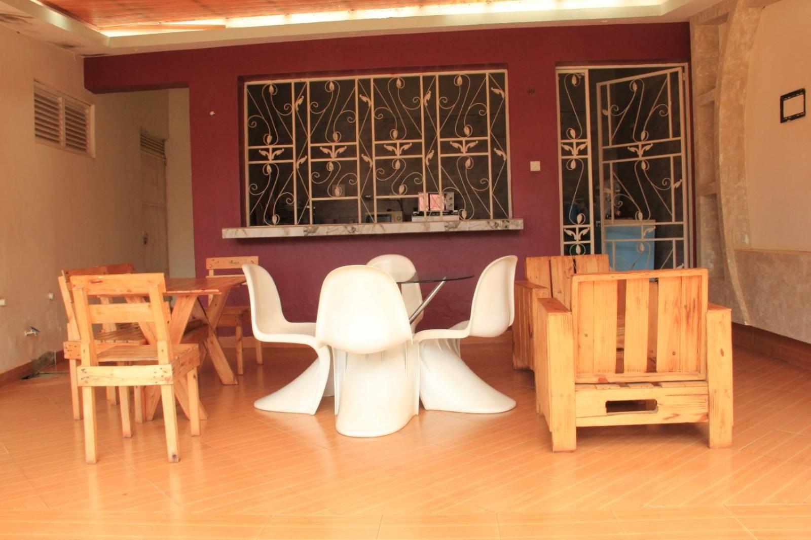 Airport Shoebill Hotel Entebbe Exterior foto