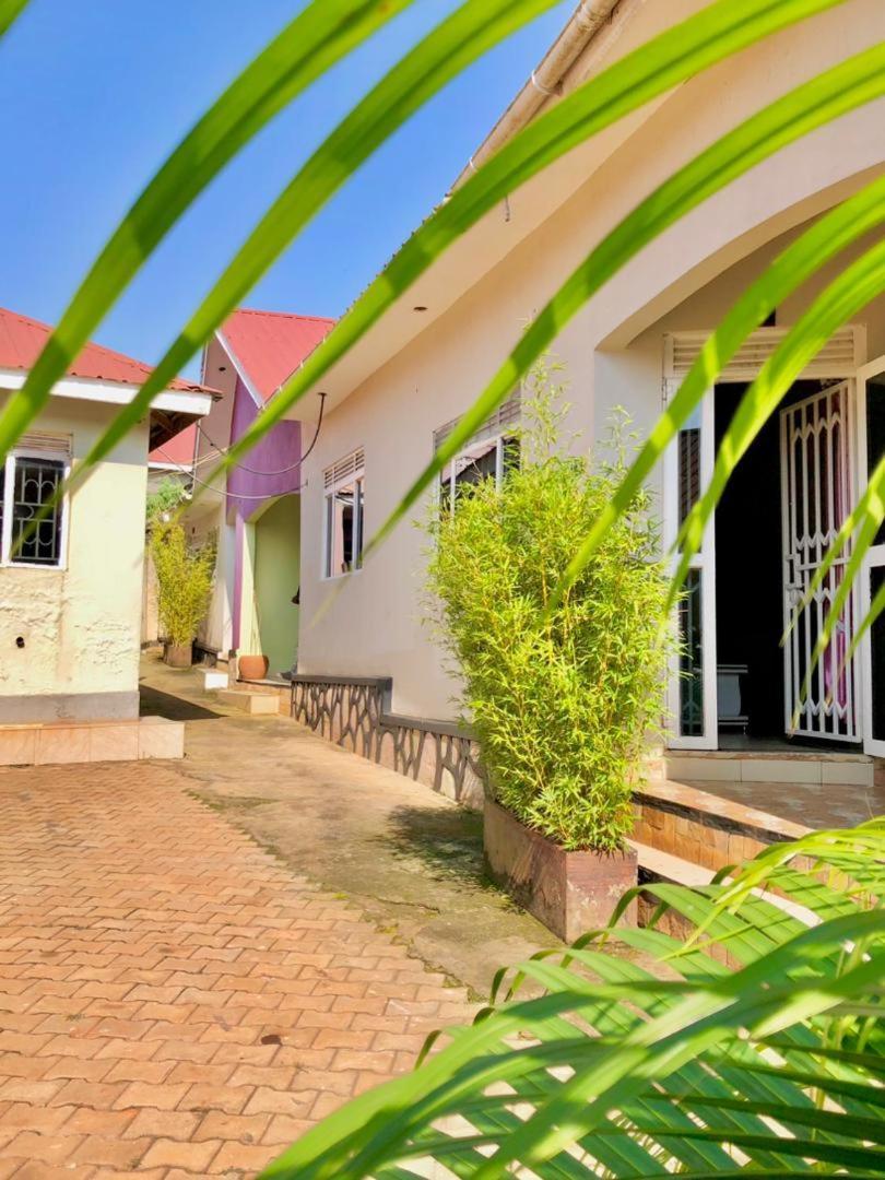 Airport Shoebill Hotel Entebbe Exterior foto
